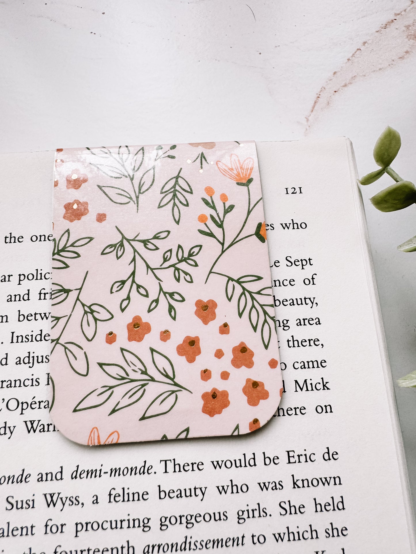Floral Magnetic Bookmark