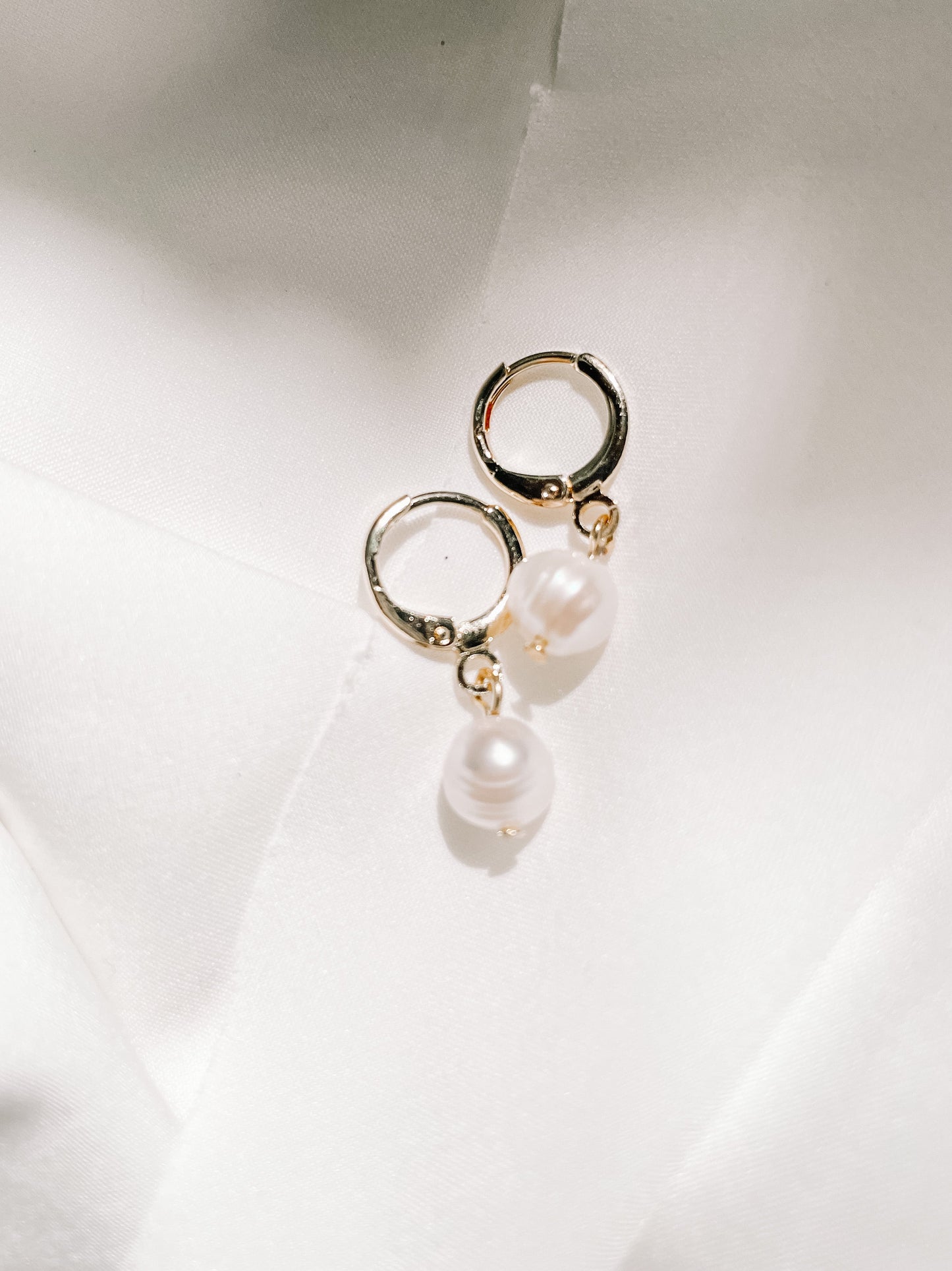 Staple Pearl Huggies