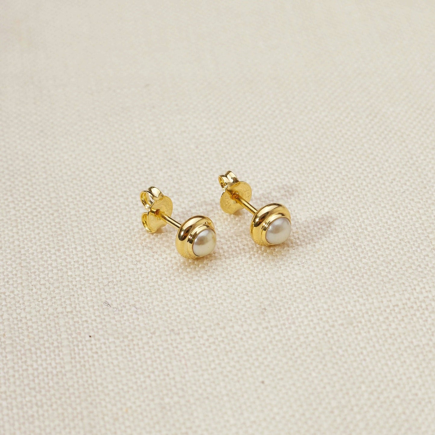 Gold Filled Pearl Studs