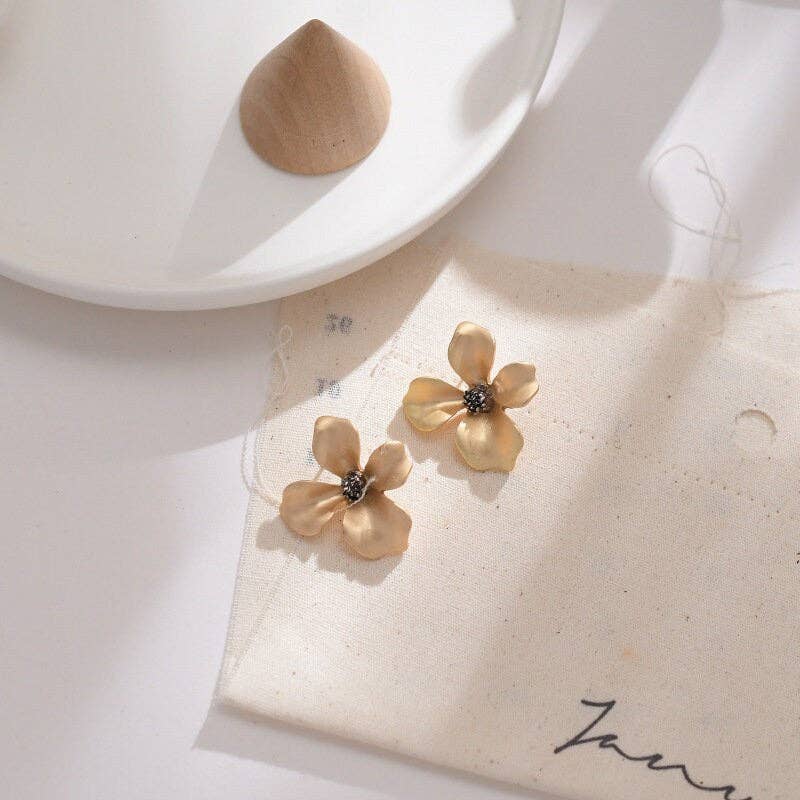 Gold Flower Stud Earrings